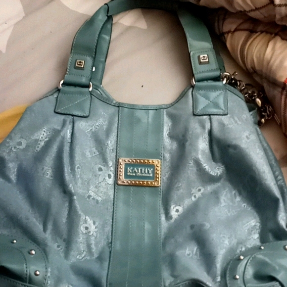 Purse - Picture 1 of 3